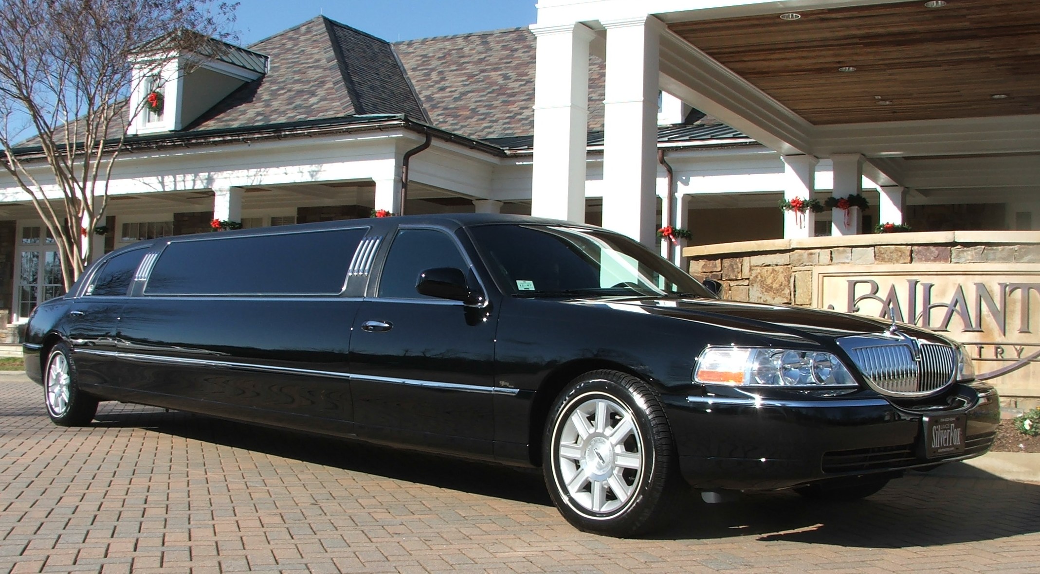 limo rental, limosine service, event transportation, Cleveland limo